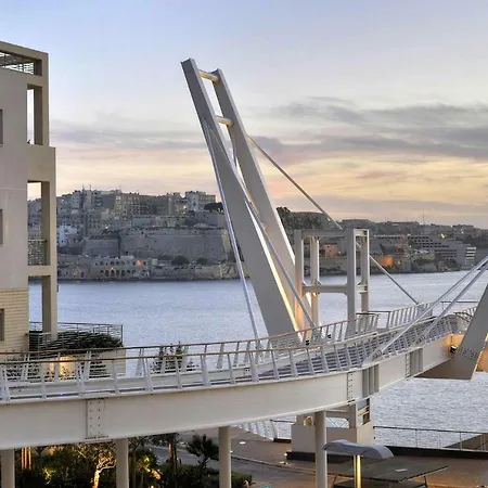 Designer Finished * Gzira